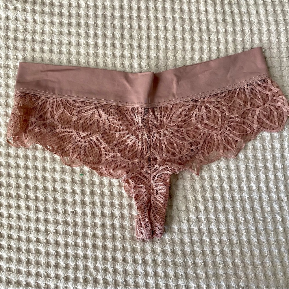 PINK Lace Extra low rise cheekster panty